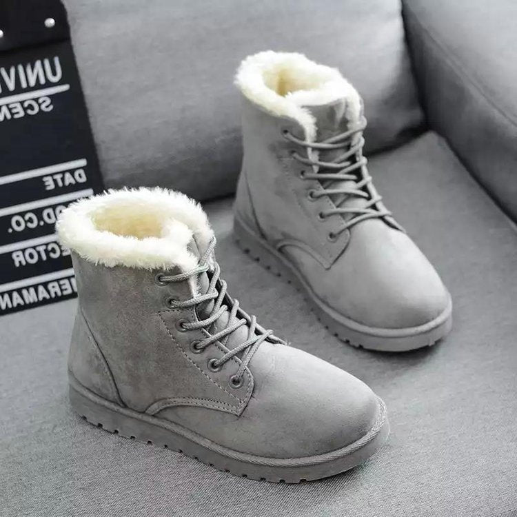 Krohn-e | High-Top Wildlederstiefel - Kunstfellfutter - Schnürung - Flache Gummisohle