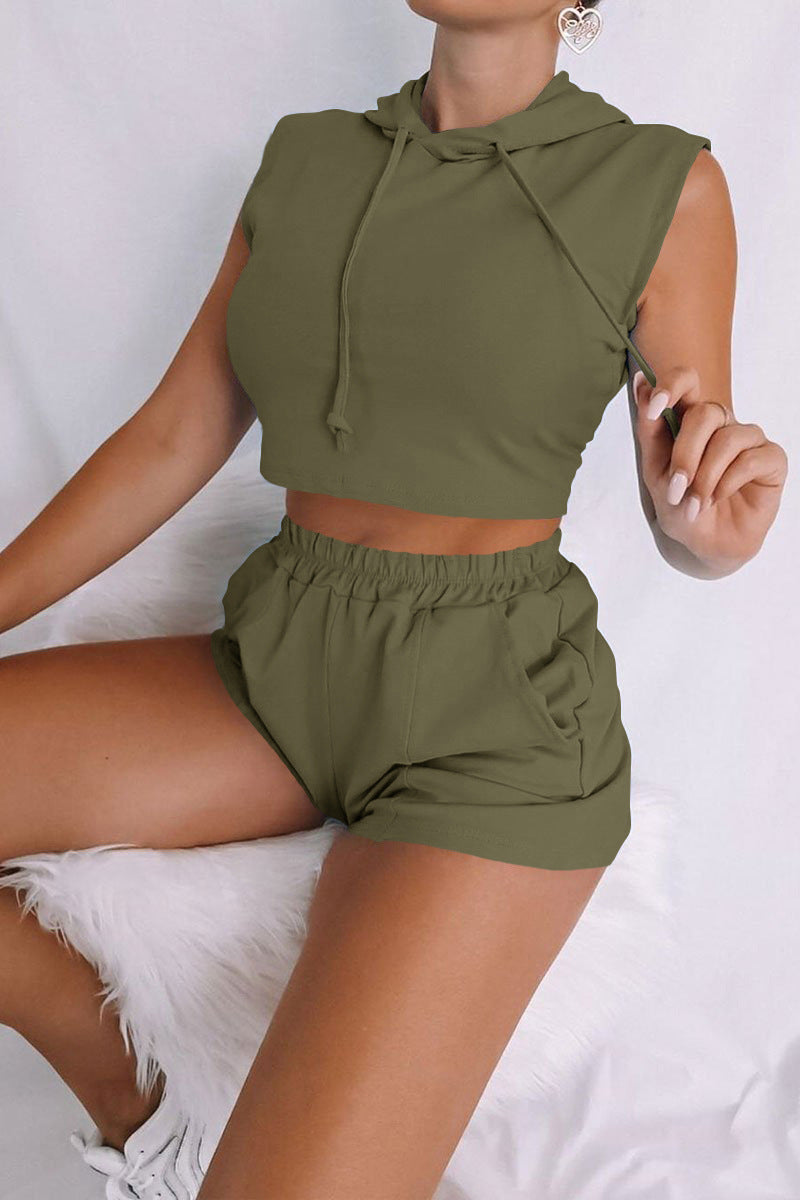 Damen Sportliches Zweiteiliges Set mit Kapuzenoberteil und Shorts Krohn-e