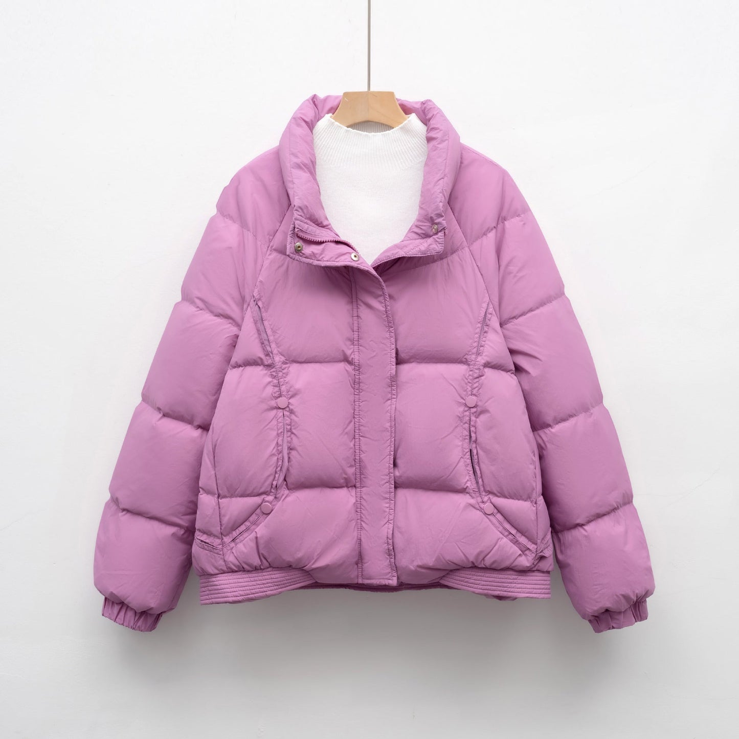 Damen Voluminöse Steppjacke mit modernem Kragen und praktischen Taschen Krohn-e