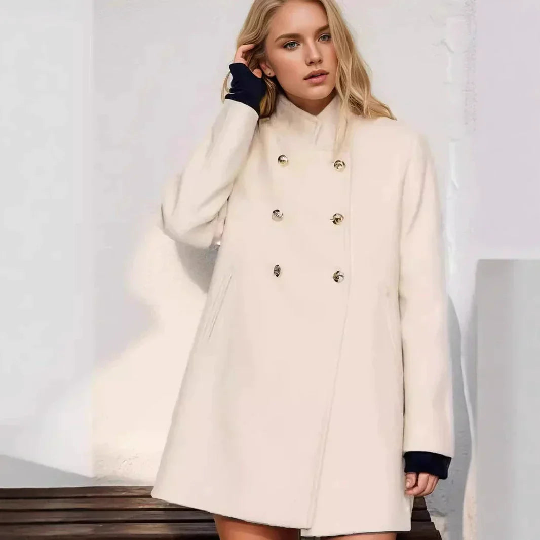 Krohn-e | Damenwolljacke mit Doppelten Knöpfen und Hohem Kragen