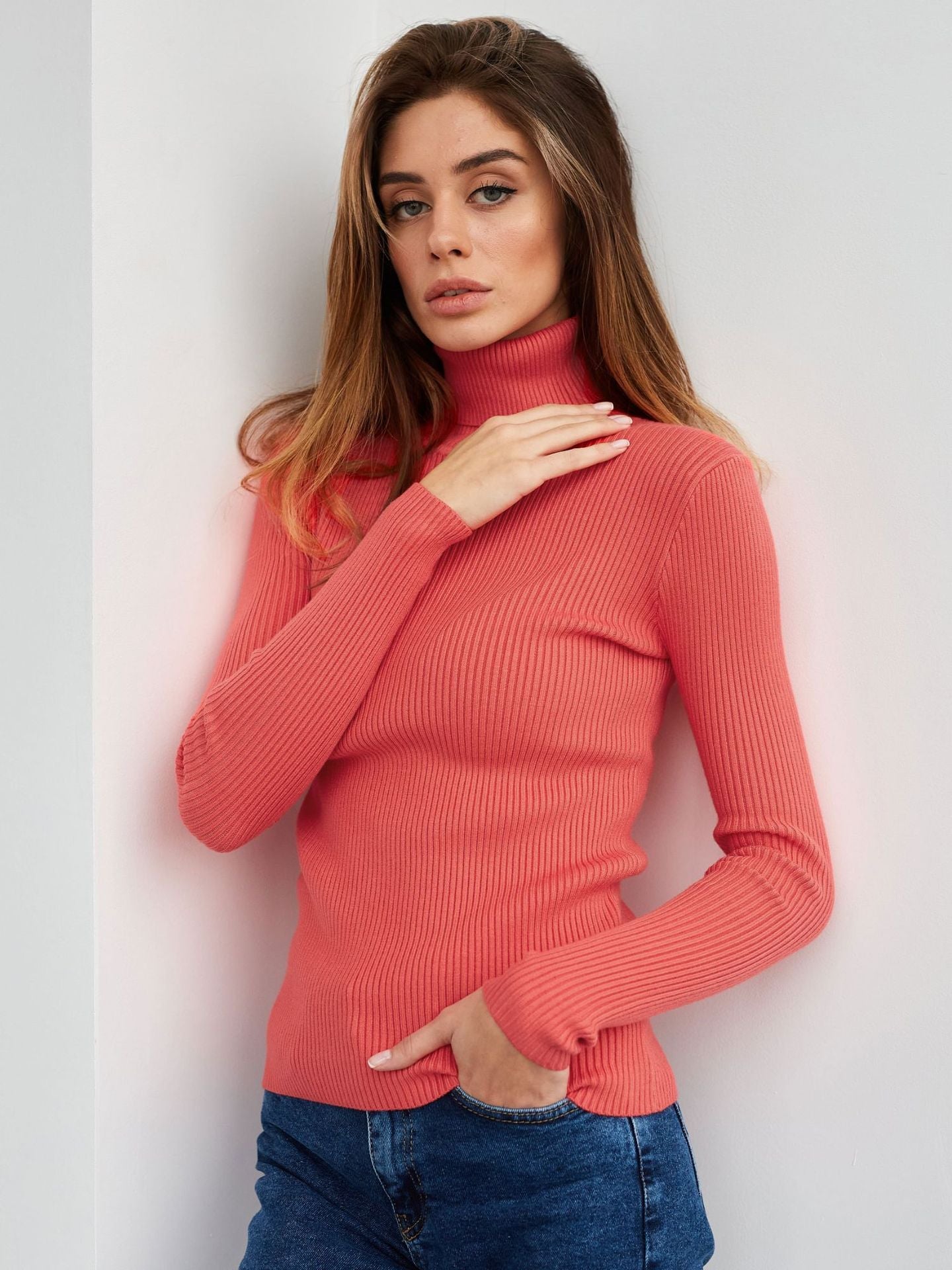 Damen Rollkragenpullover mit geripptem Design und lässigem Schnitt Krohn-e