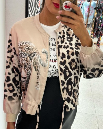 Damen entspannte Bomberjacke mit extravagantem Leoparden-Motiv Krohn-e
