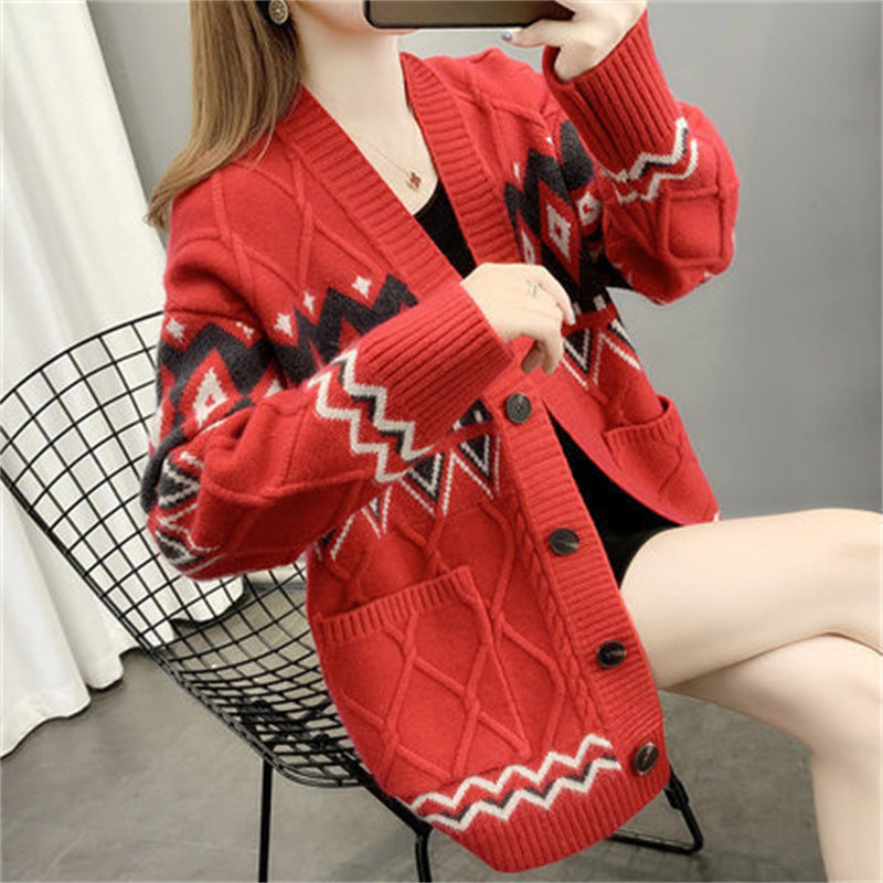 Damen Strickjacke mit modernem Zopf- und geometrischem Muster Krohn-e