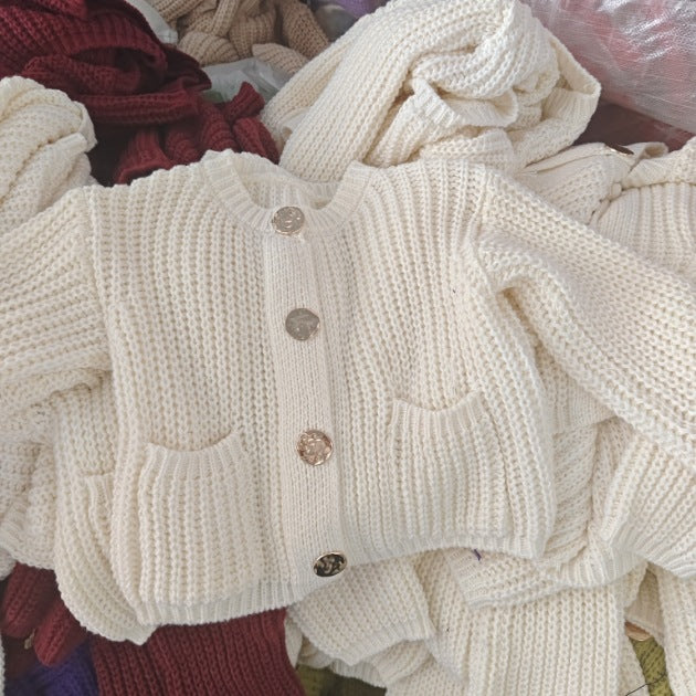 Damen kuschelige Strickjacke mit dekorativen Knöpfen und praktischen Taschen Krohn-e