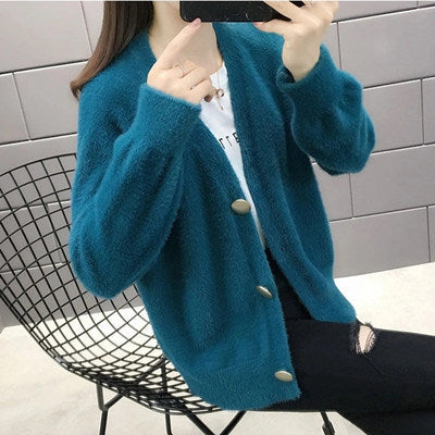 Damen Flauschige Strickjacke mit eleganten Knopfdetails Krohn-e