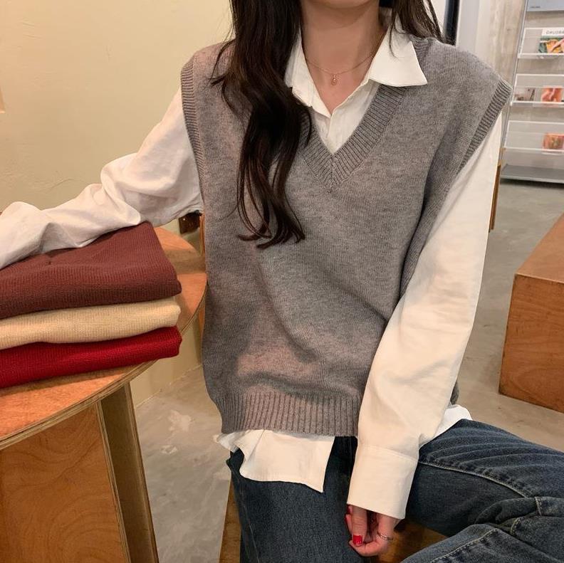 Damen Ärmellose Strickweste mit V-Ausschnitt und Rippdetails Krohn-e