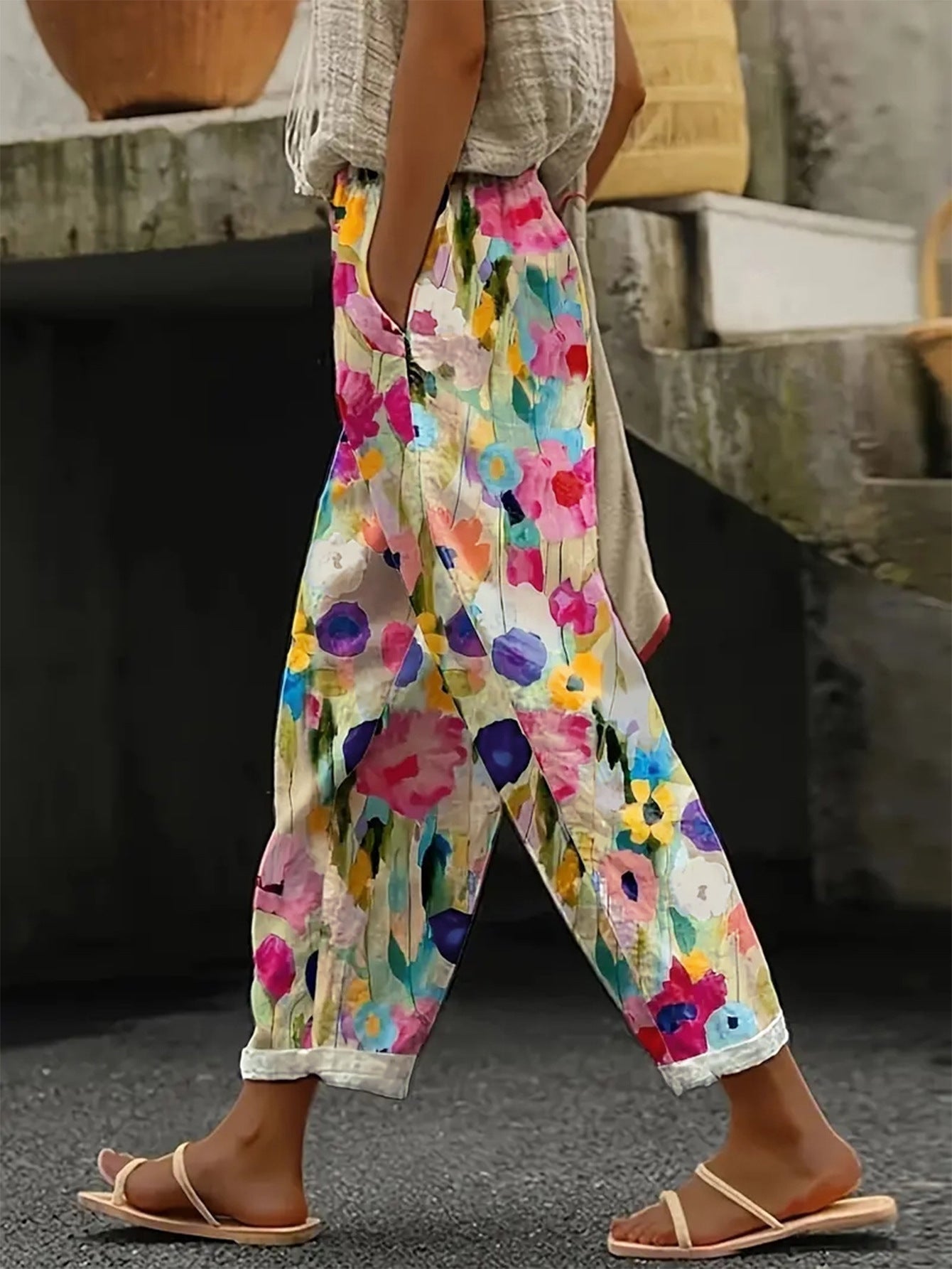 Damen Weite Sommerhose mit floralem Design und praktischen Taschen Krohn-e