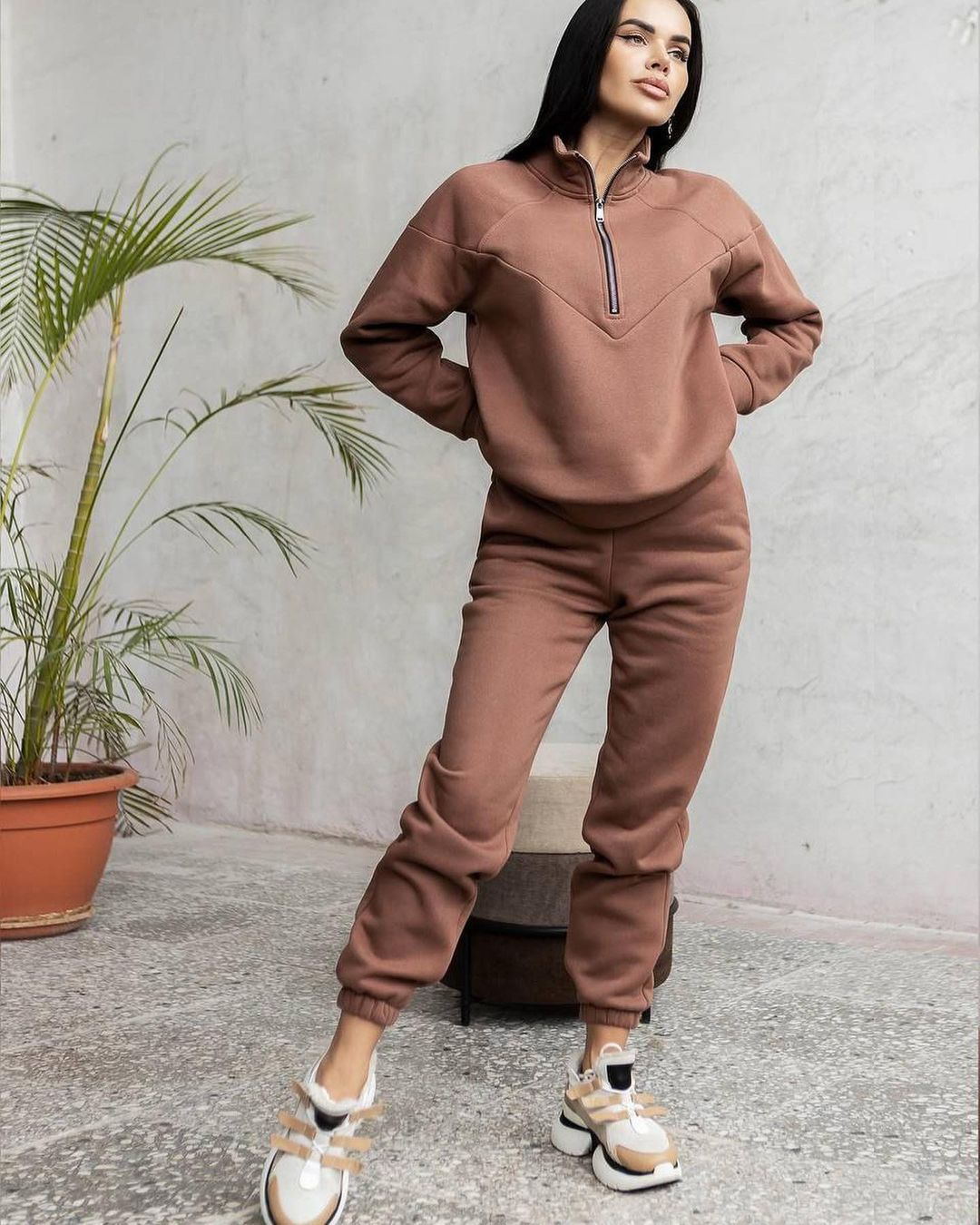Lässiger Fleece-Sweatshirt mit Kapuze und langen Ärmeln von Fudus