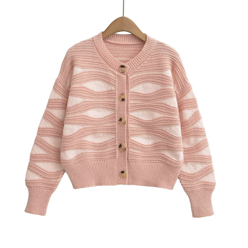Damen Strickjacke mit strukturiertem Muster und hochwertigen Holzknöpfen Krohn-e