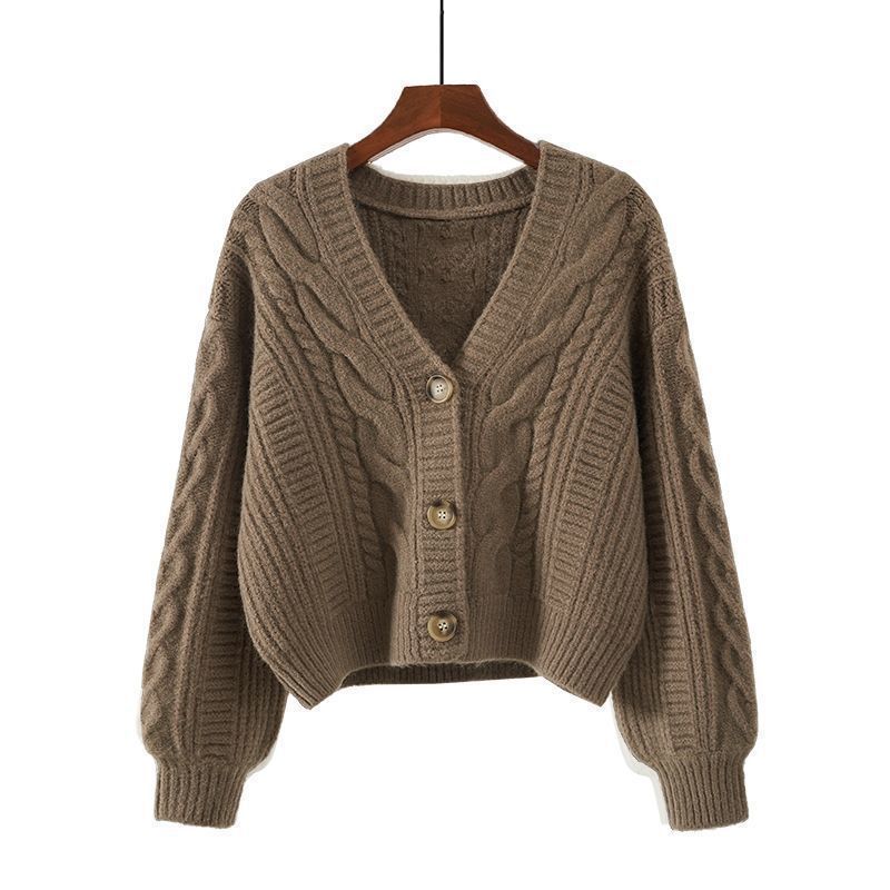 Damen Strickjacke mit ausgefallenem Zopfmuster und tiefem V-Ausschnitt Krohn-e