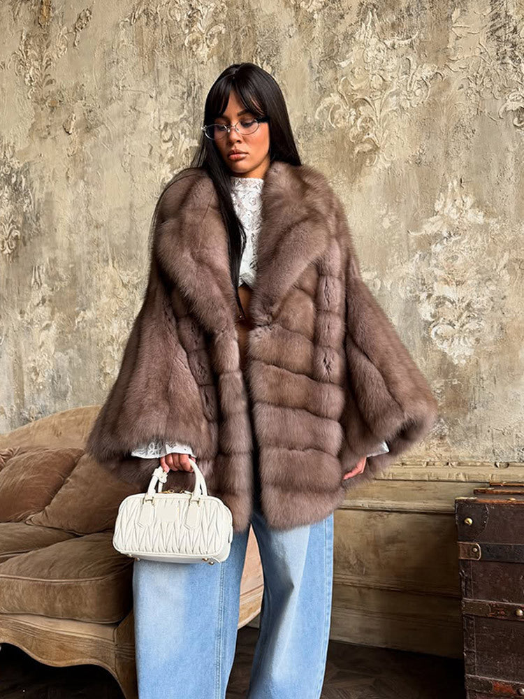 Damen luxuriöse Kunstfelljacke mit weitem Schnitt und modischen Details Krohn-e