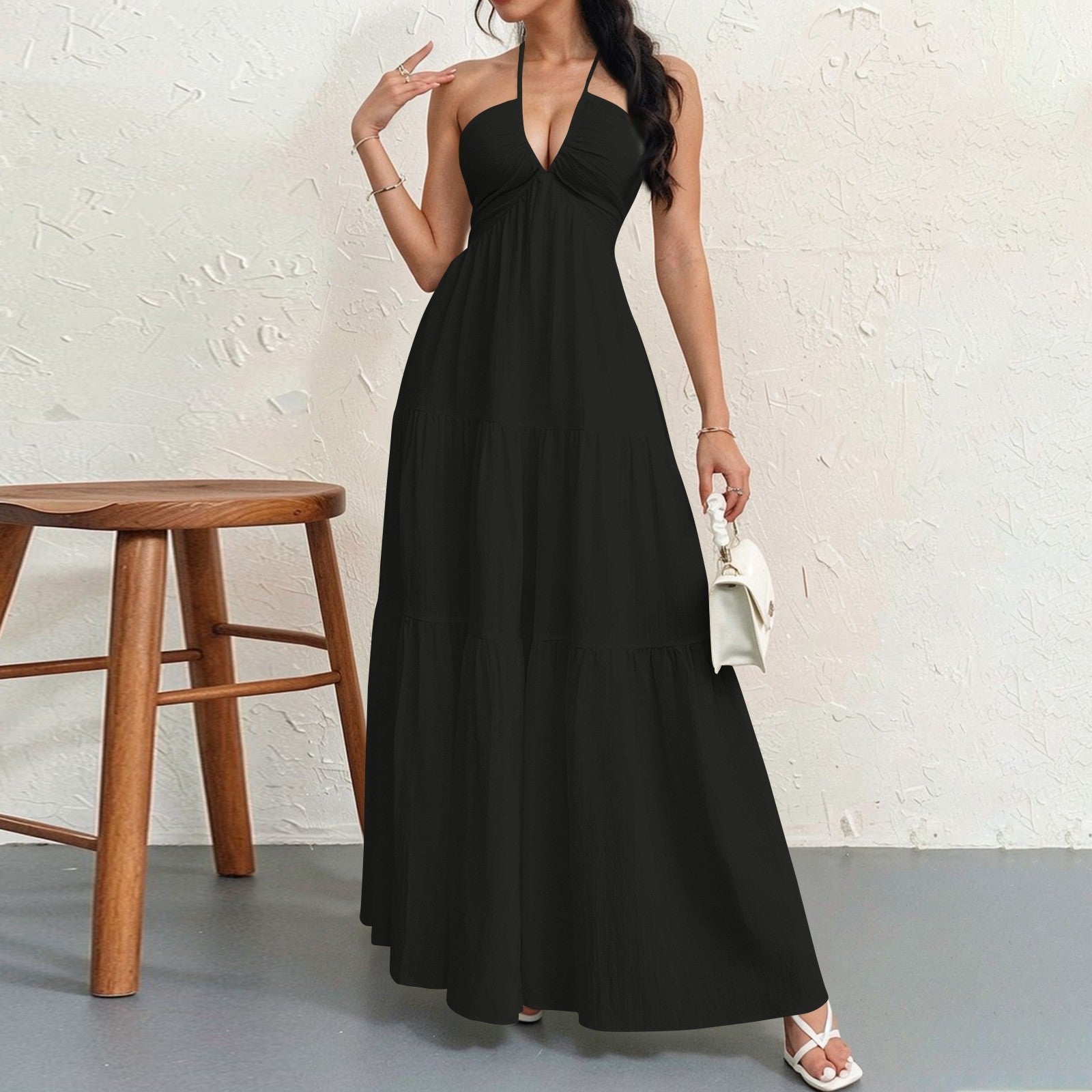 Damen Maxikleid mit fließendem Schnitt und tiefem Ausschnitt Krohn-e