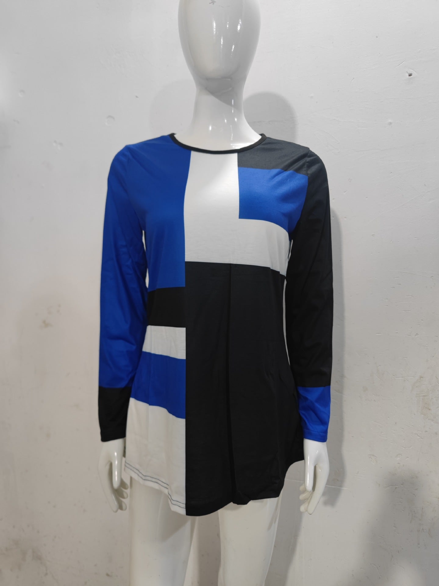 Fudus Modischer bedruckter Langarm-Pullover mit Rundhalsausschnitt