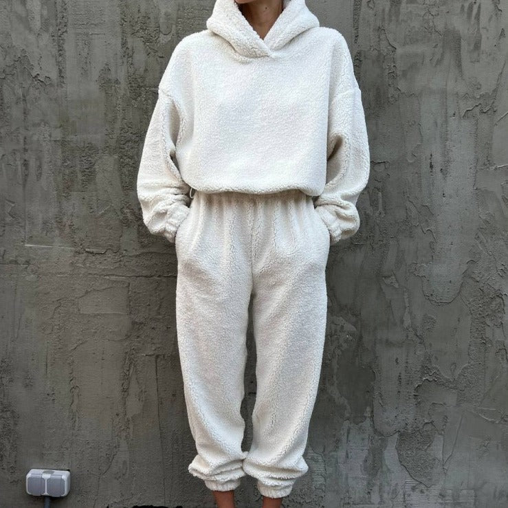 Damen gemütlicher Fleece-Jumpsuit mit elastischem Bund und Kapuze Krohn-e