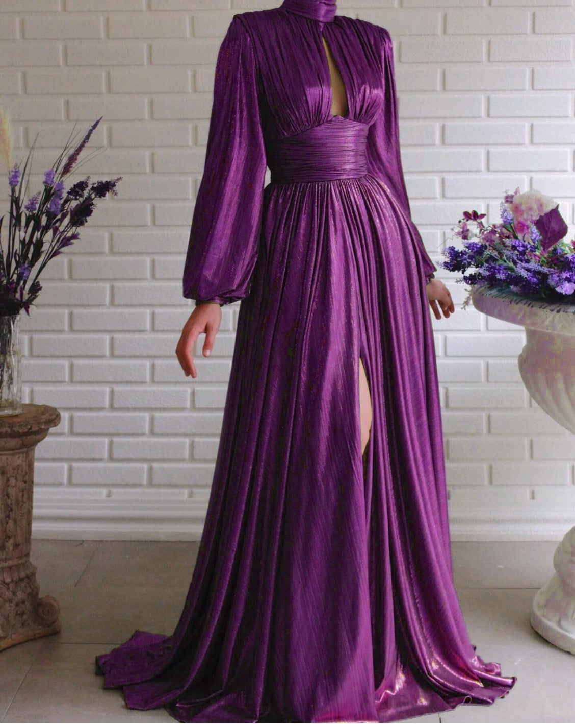 Damen Elegantes Maxikleid mit plissierten Details und luxuriösem Fall Krohn-e