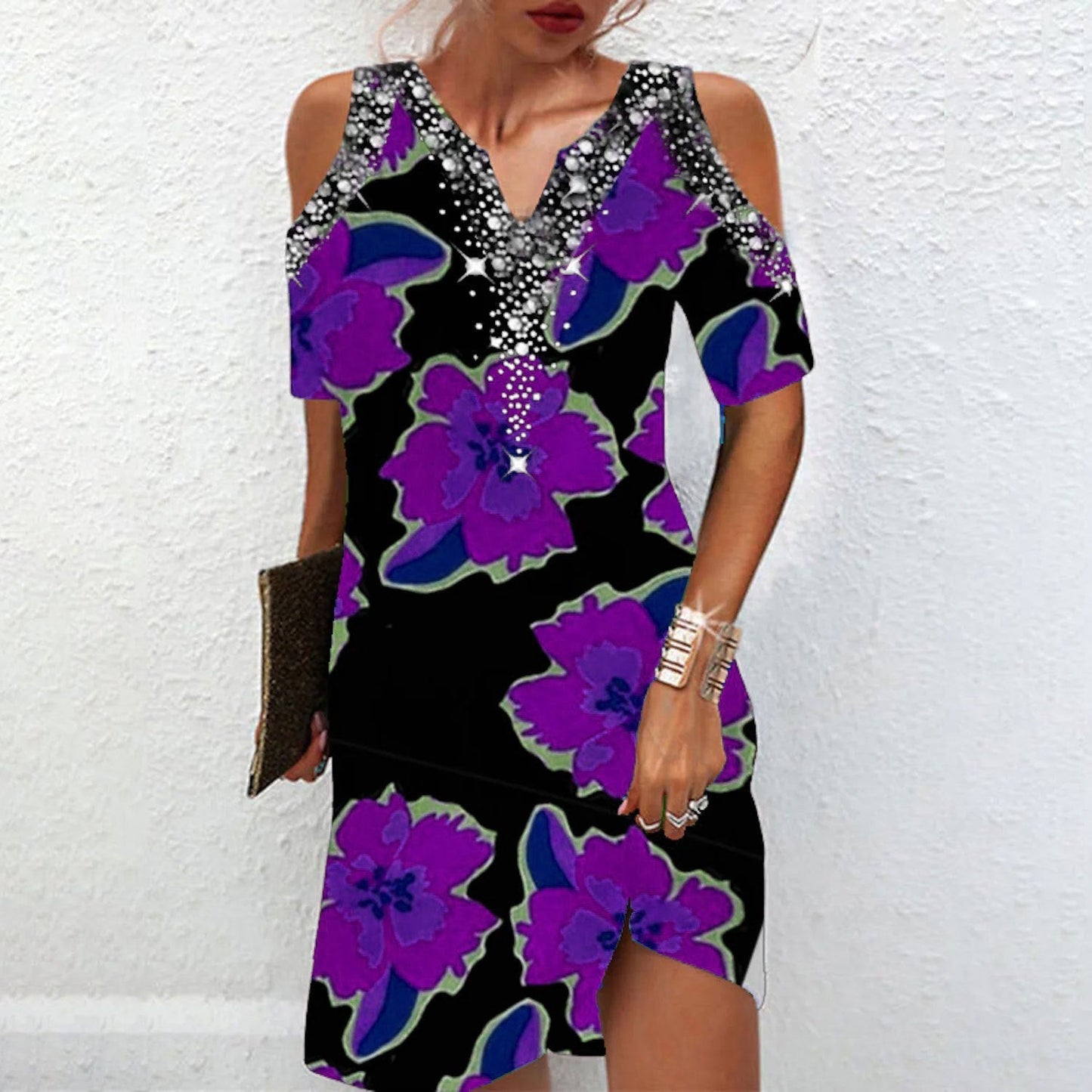 Elegantes, bedrucktes Mini-Kleid mit V-Ausschnitt und Off-Shoulder-Ausschnitt von Fudus