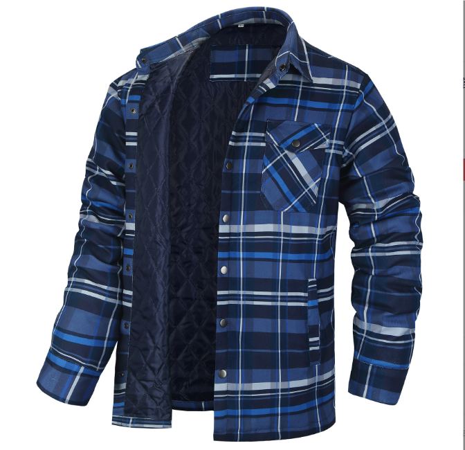 Gepflegtes Hemd mit Knopfleiste von Petr