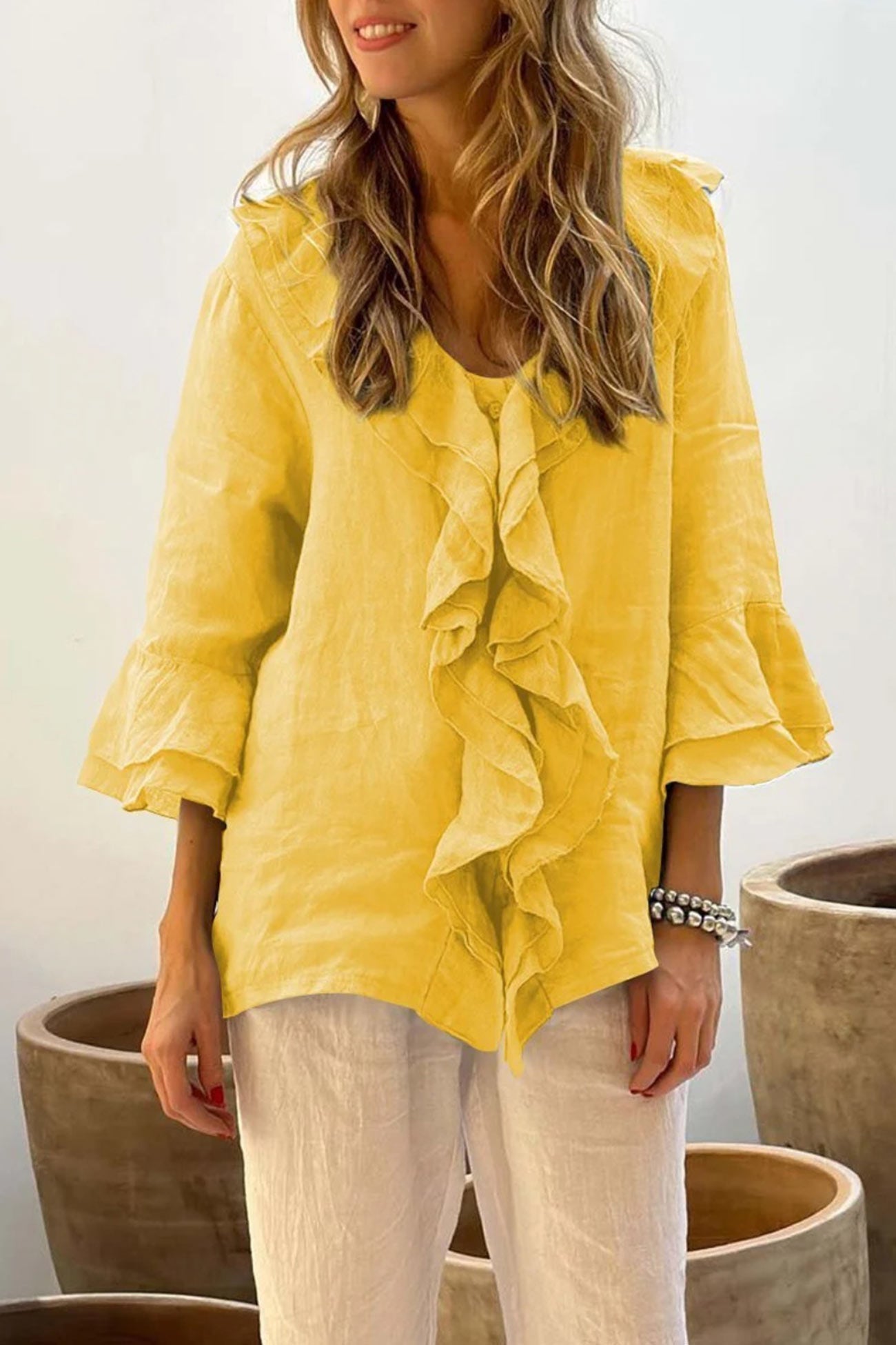 Fudus Blusen mit Schlagärmeln und einem Knopf