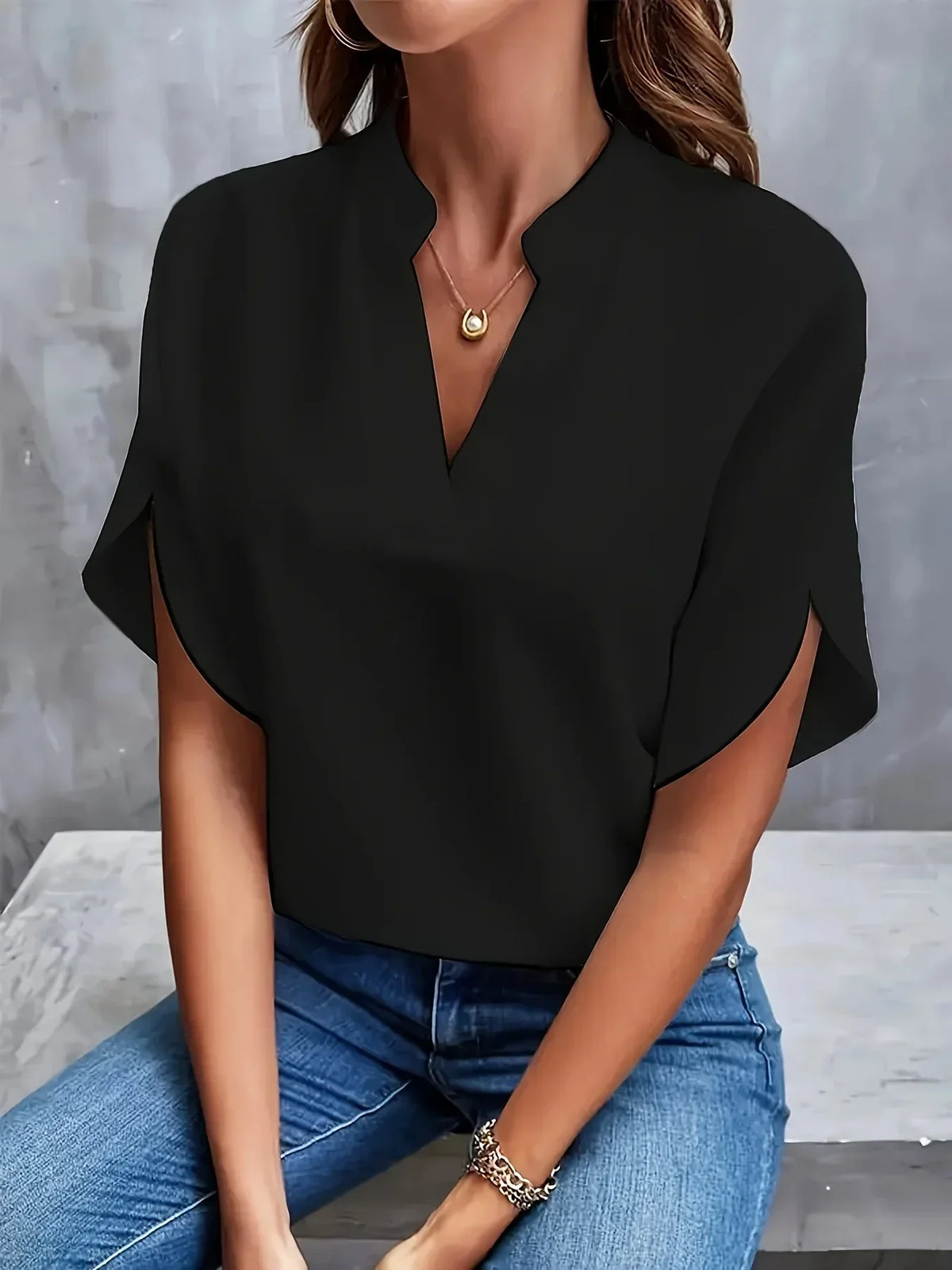 Lena | Damen Bluse V-Ausschnitt Kurzarm Elegant