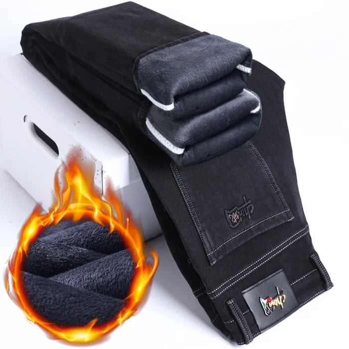 Chanel: Klassische, stilvolle Winterhose