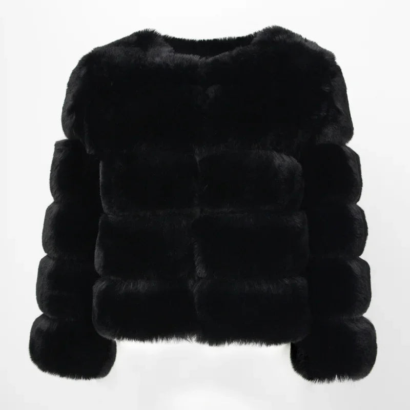 Moderne, bequeme Winterjacke von Aini