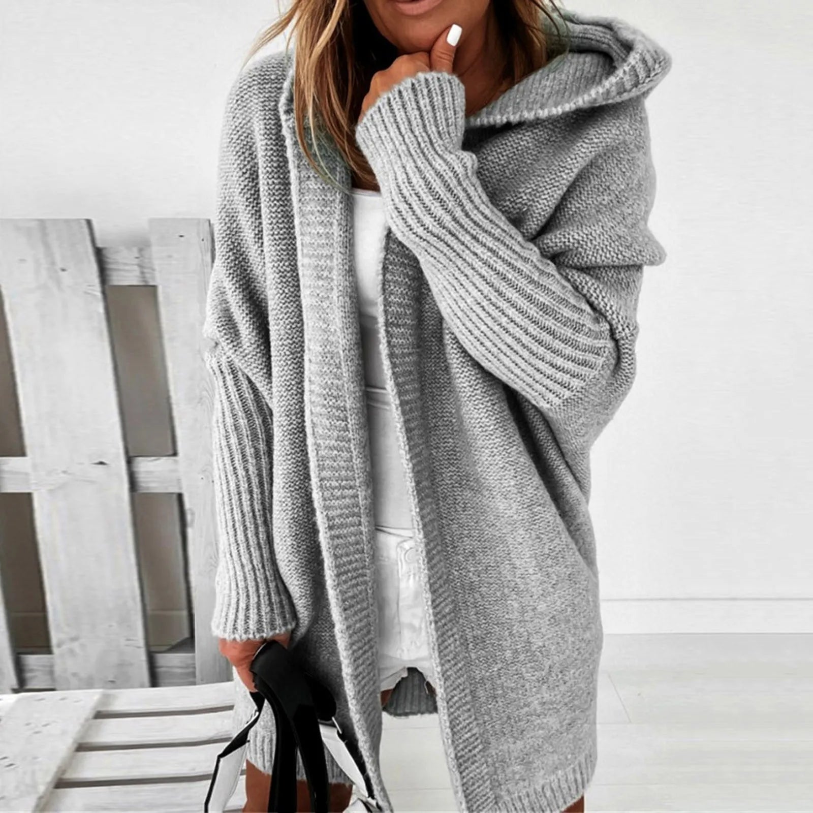 Krohn-e | Oversized Strickmantel mit Kapuze - Cozyfit