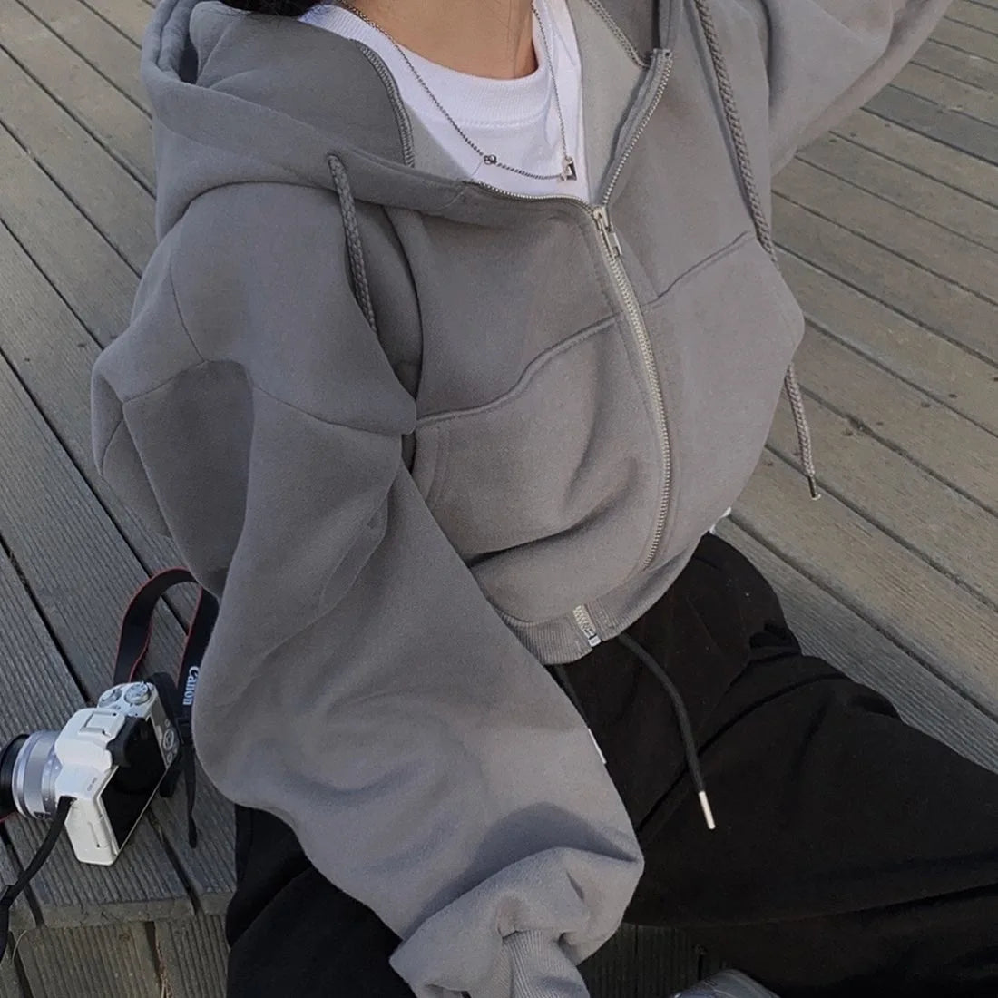 Komfortabler Kapuzenpullover mit Reißverschluss von Fudus