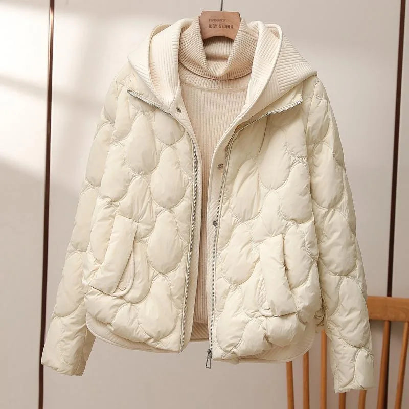 Krohn-e | Lockere Gefütterte Damenjacke mit Kapuze