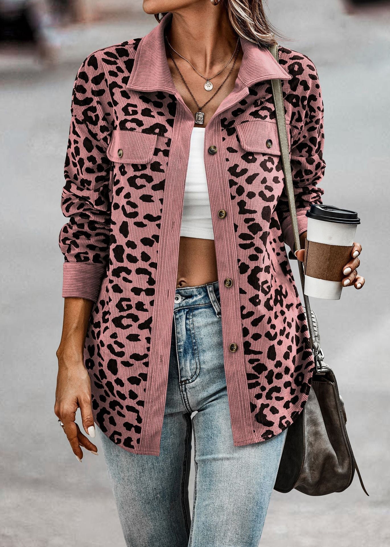 Krohn-e | Gemusterte Luipaard Jacke Stil