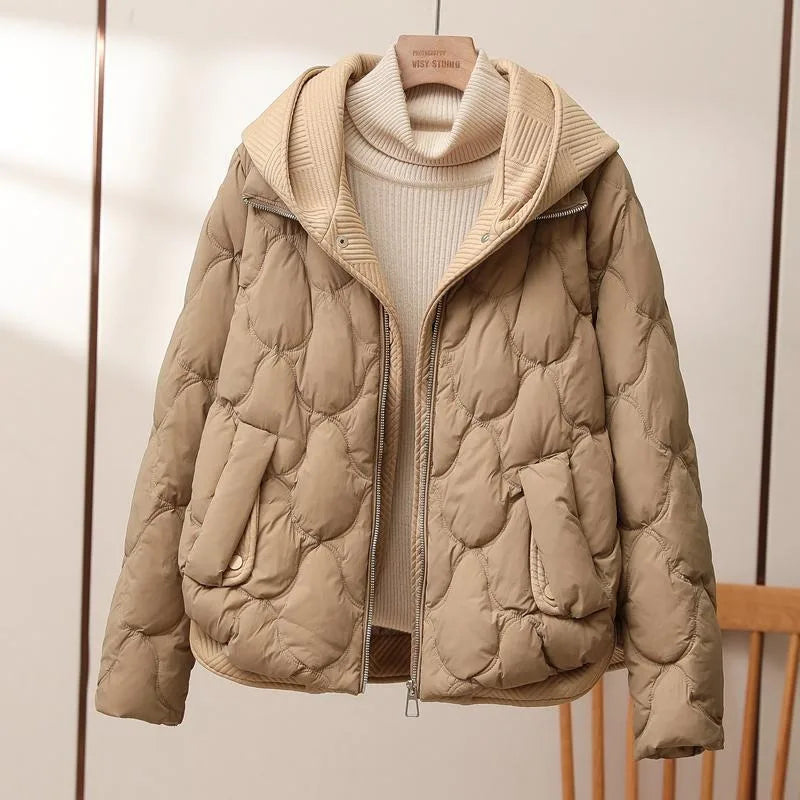 Krohn-e | Lockere Gefütterte Damenjacke mit Kapuze