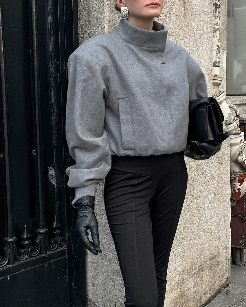 Krohn-e | Kurze Damenjacke mit hohem Kragen