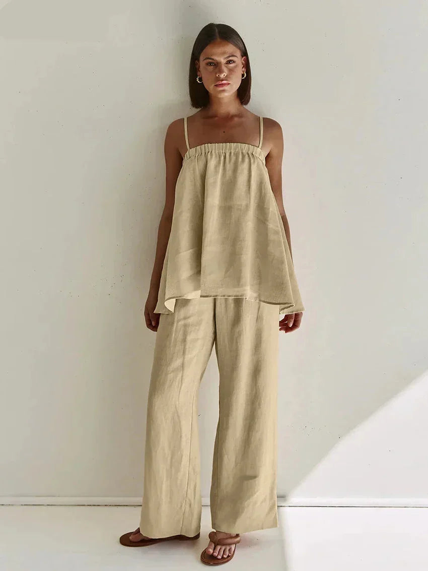 Fudus: Lässiges, lockeres, khakifarbenes Tanktop und weit geschnittene High-Waist-Hose