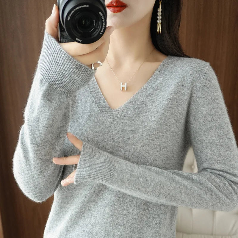 Krohn-e | Pullover - Bequemer V-Ausschnitt Pullover