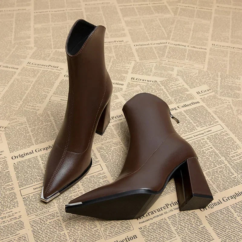Krohn-e | Elegante Lederstiefeletten Für Alltag Und Anlass