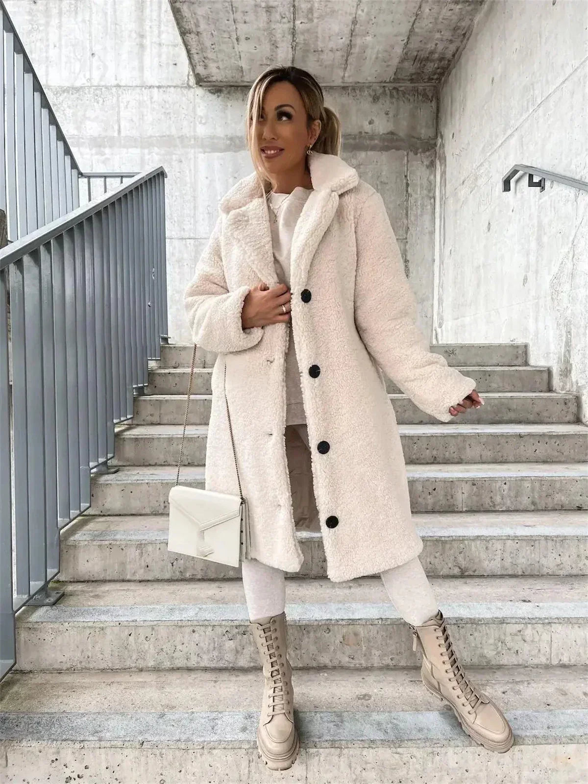 Krohn-e | Damen-Strickjacke, lang & modisch