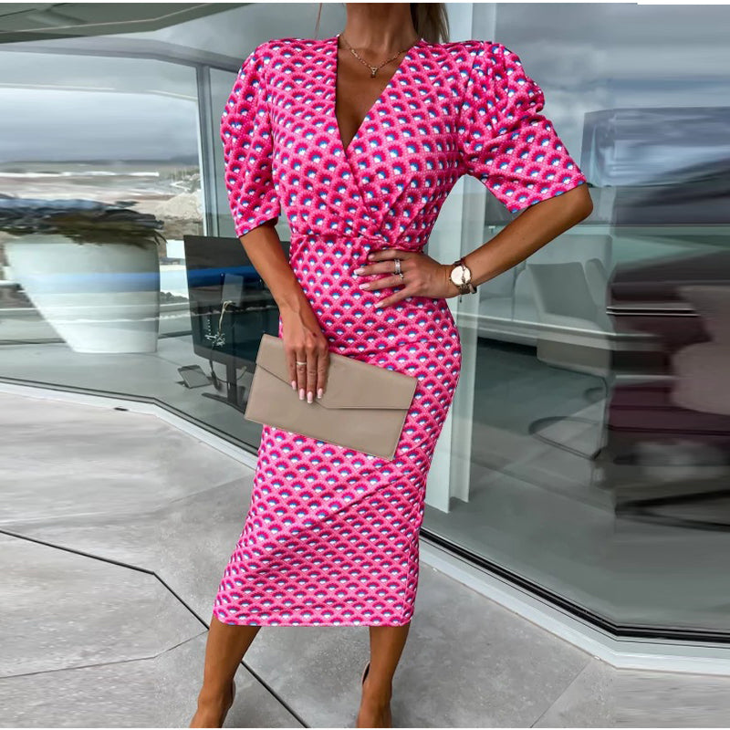 Elegantes, schmales Partykleid von Gemma mit grafischem Druck