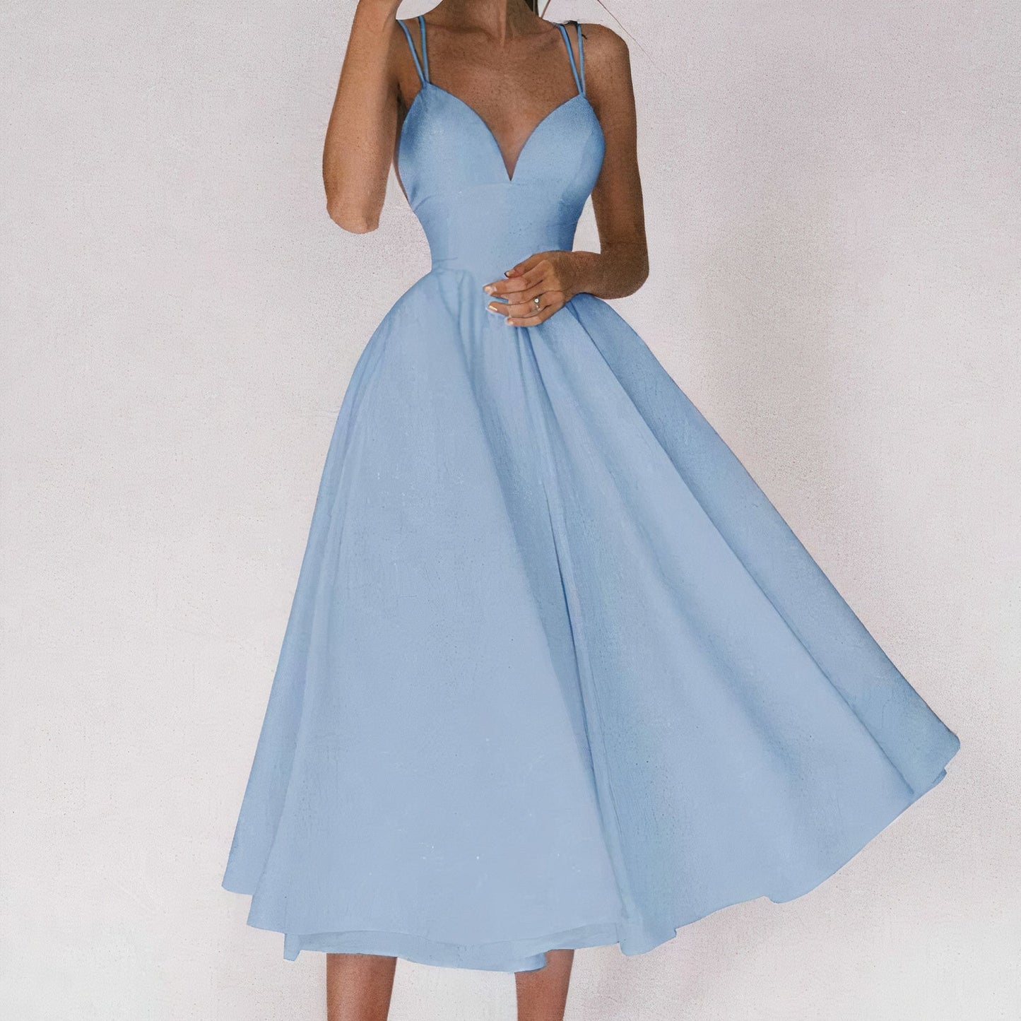 Schickes Kleid mit V-Ausschnitt – Inna