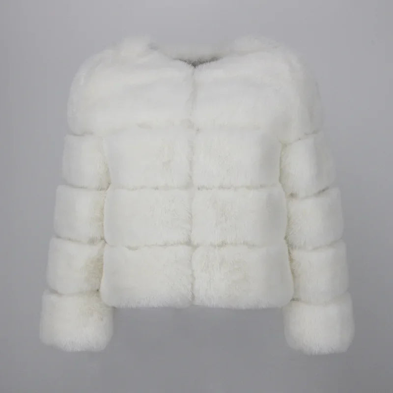 Moderne, bequeme Winterjacke von Aini