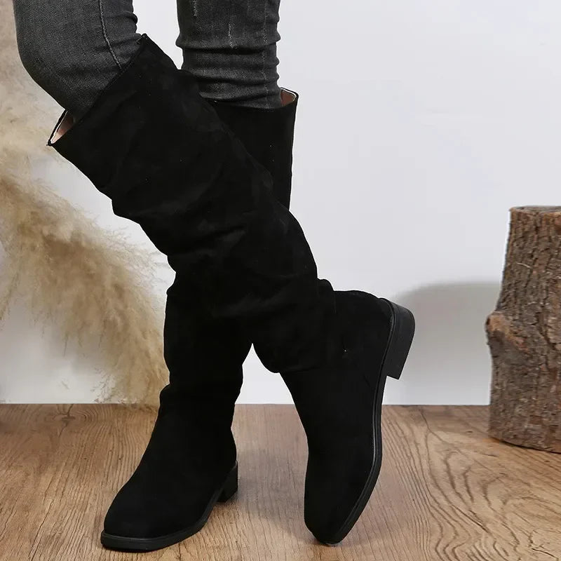 Krohn-e | Hohe Röhre Biker Stiefel mit Klobigem Absatz und Runder Zehe