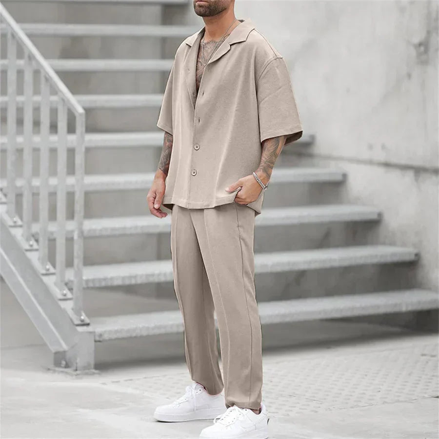Modisches Sommer-Outfit für Herren – Esko