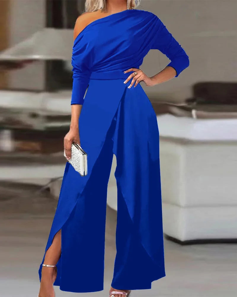 Modern, simple, elegant wide-leg jumpsuit by Wendy