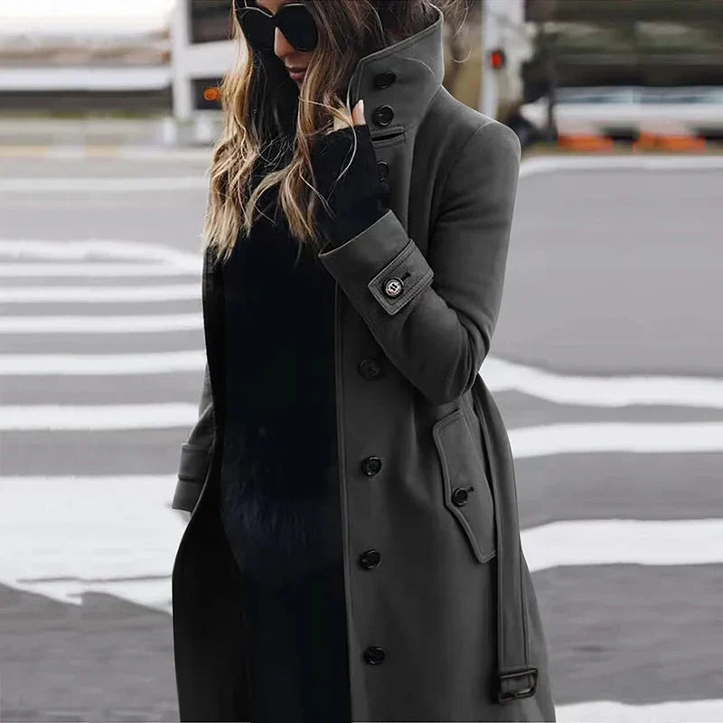 Trenchcoat Nancy – Hochgeschlossen