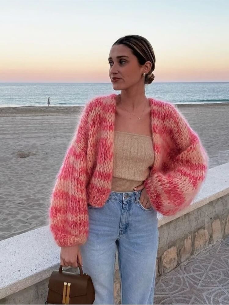 Krohn-e | Gestreifter Pullover mit offenem Design