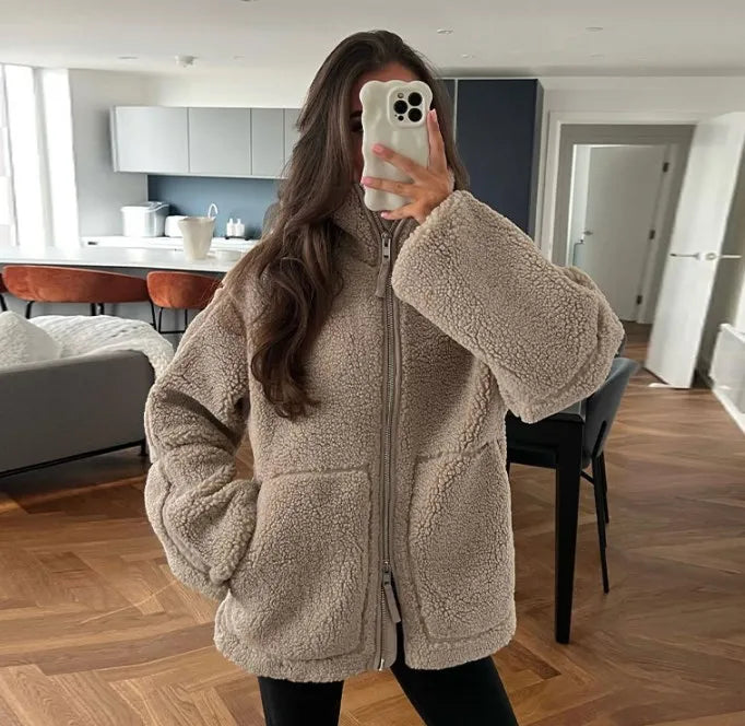 Krohn-e | Oversized Sherpa-Jacke - Weich und Warm - Reißverschluss und Hoher Kragen - Trendiges Design
