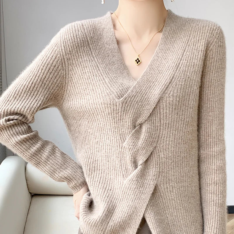 Krohn-e | Pullover aus mit gedrehtem V-Ausschnitt für Damen