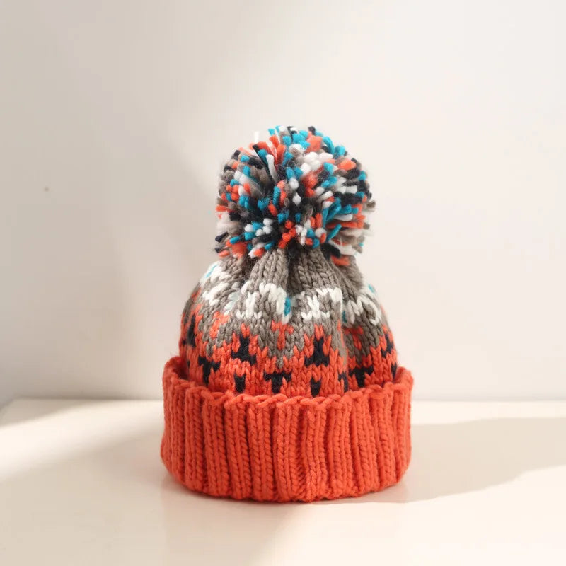 KROHN-E Damen Winter-Mütze Strick Bommel Schneeflocken-Muster