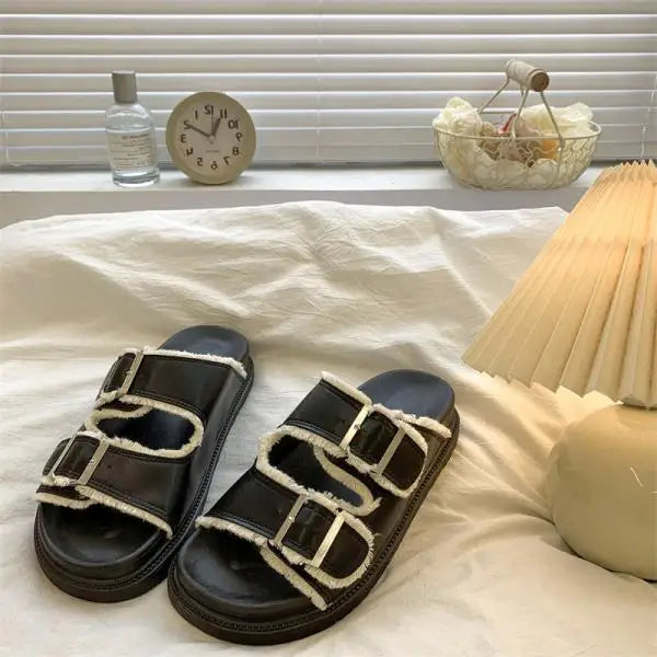 KROHN-E Damen Slip-On Pantoletten Gepolstert Schnallen-Detail