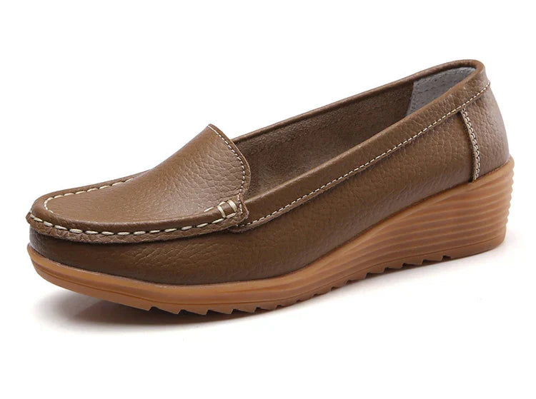 Damen-Slipper aus weichem Leder von Gisela®