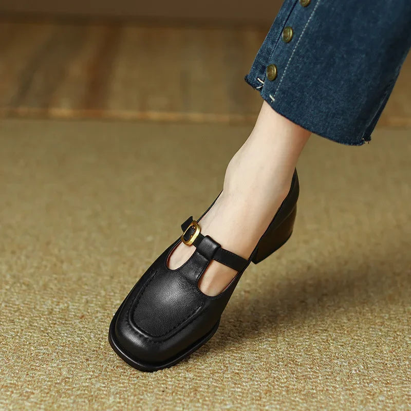 KROHN-E Damen T-Spangen Schuhe niedriger Blockabsatz quadratische Zehenpartie