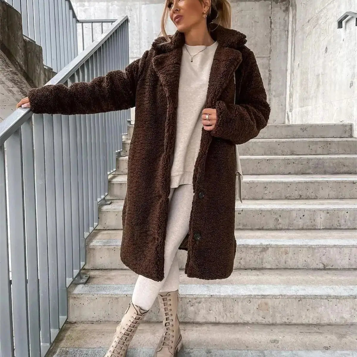 Krohn-e | Damen-Strickjacke, lang & modisch